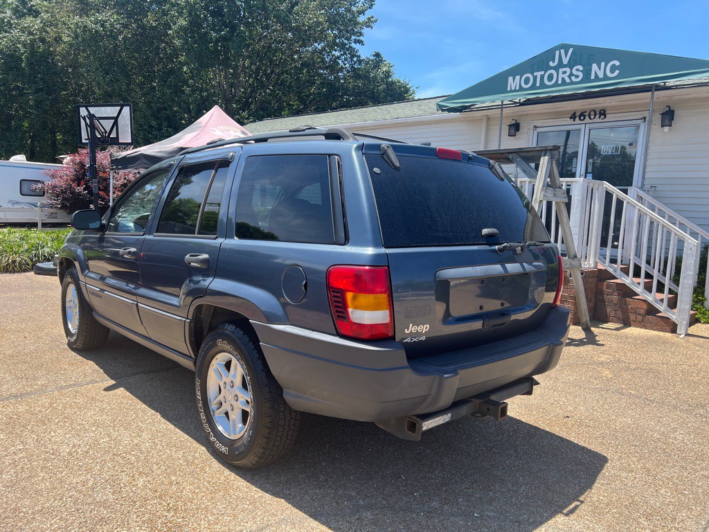 2004 Jeep Grand Cherokee Image 9
