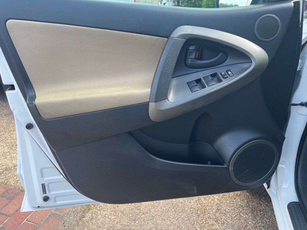 2010 Toyota Rav4 Image 9