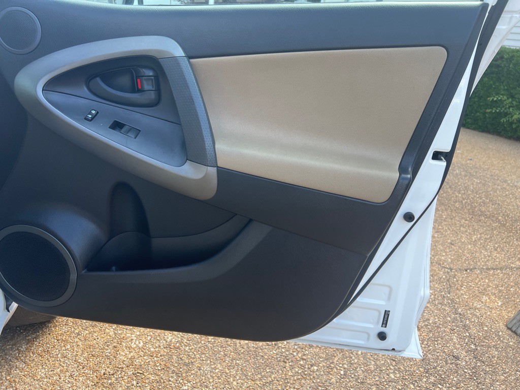 2010 Toyota Rav4 Image 19