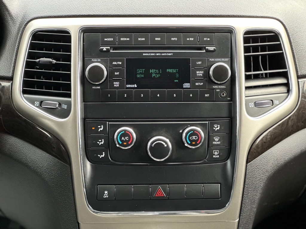 2013 Jeep Grand Cherokee Image 26
