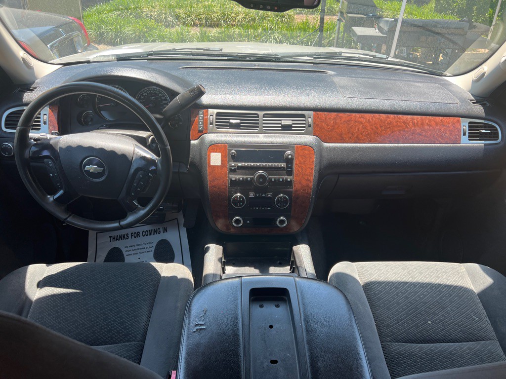 2007 Chevrolet Suburban Image 17
