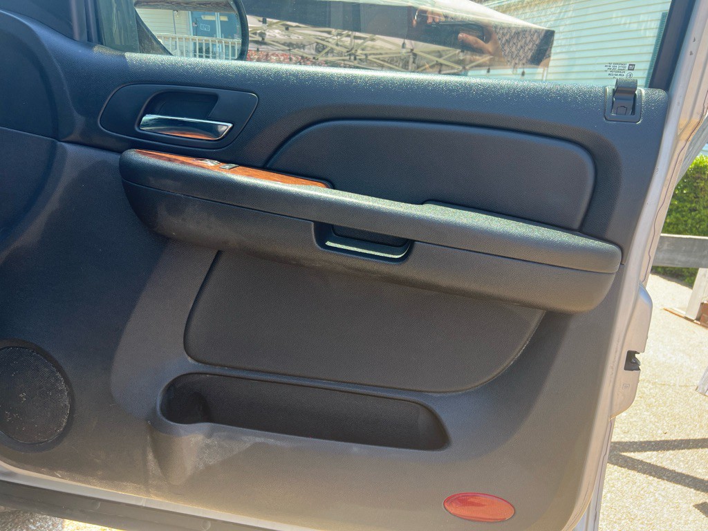 2007 Chevrolet Suburban Image 20