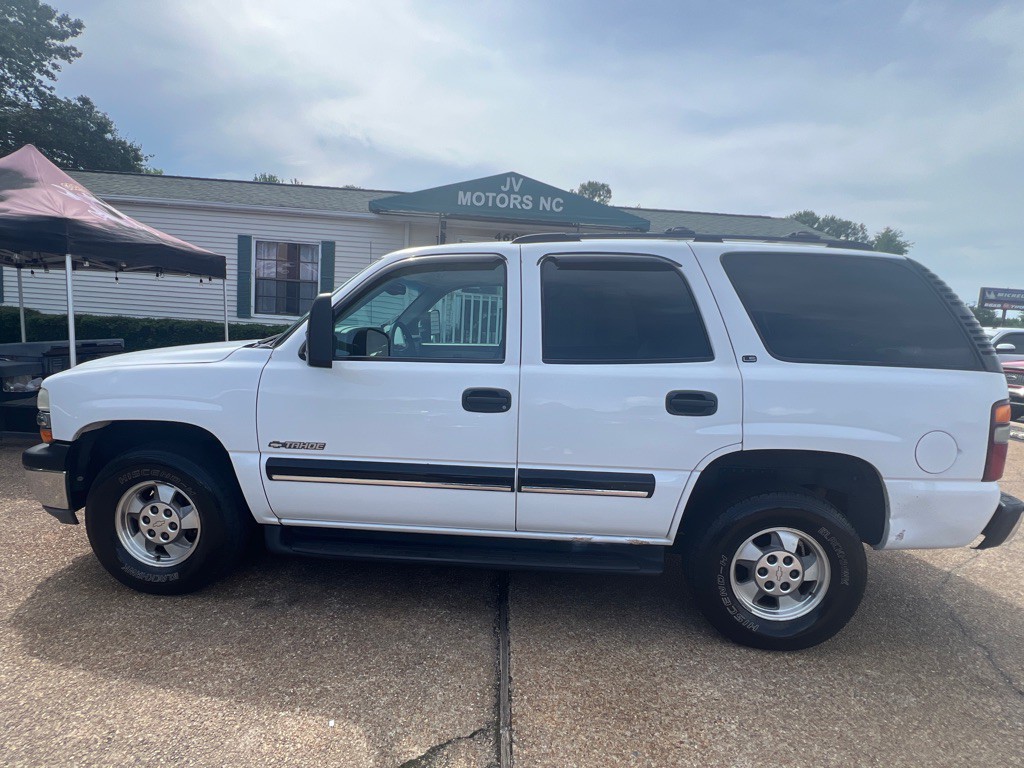 2000 Chevrolet Tahoe Image 8