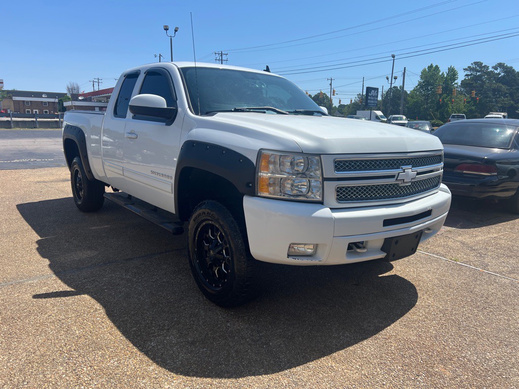 2013 Chevrolet Silverado 1500 Image 3