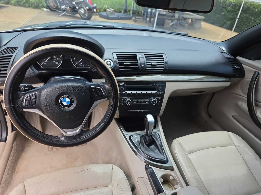 2012 BMW 1 Series Image 12