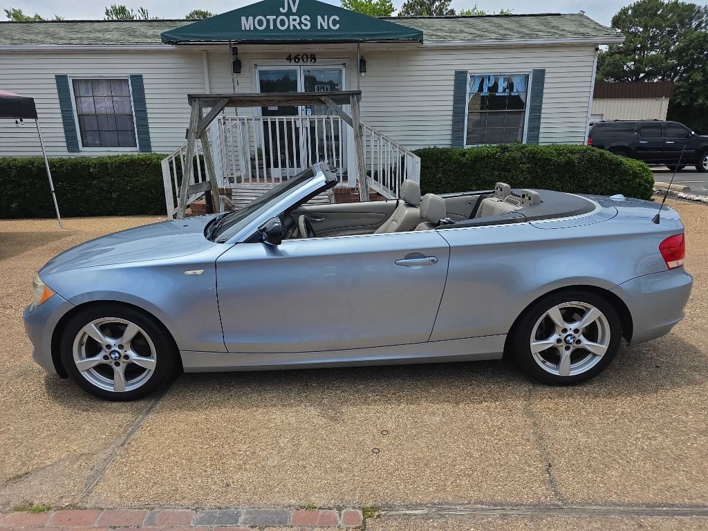 2012 BMW 1 Series Image 17