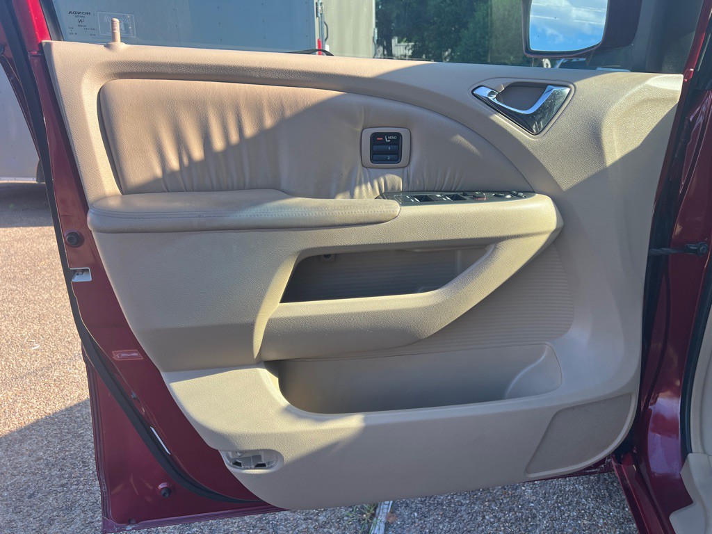2005 Honda Odyssey Image 9