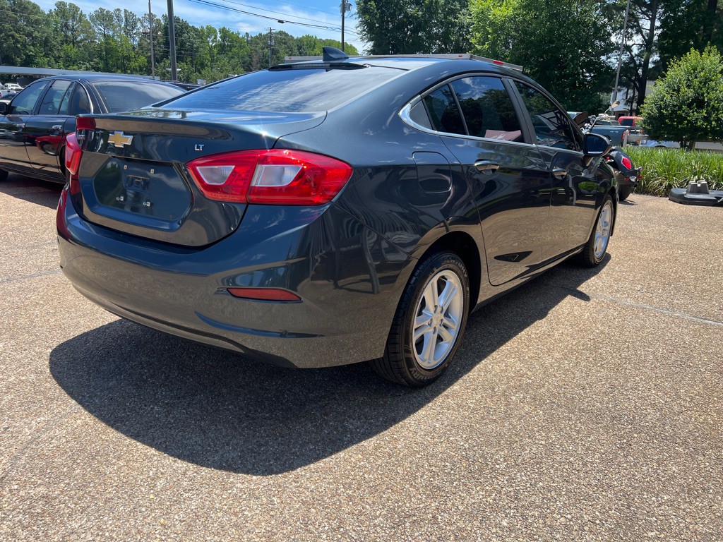 2017 Chevrolet Cruze Image 5