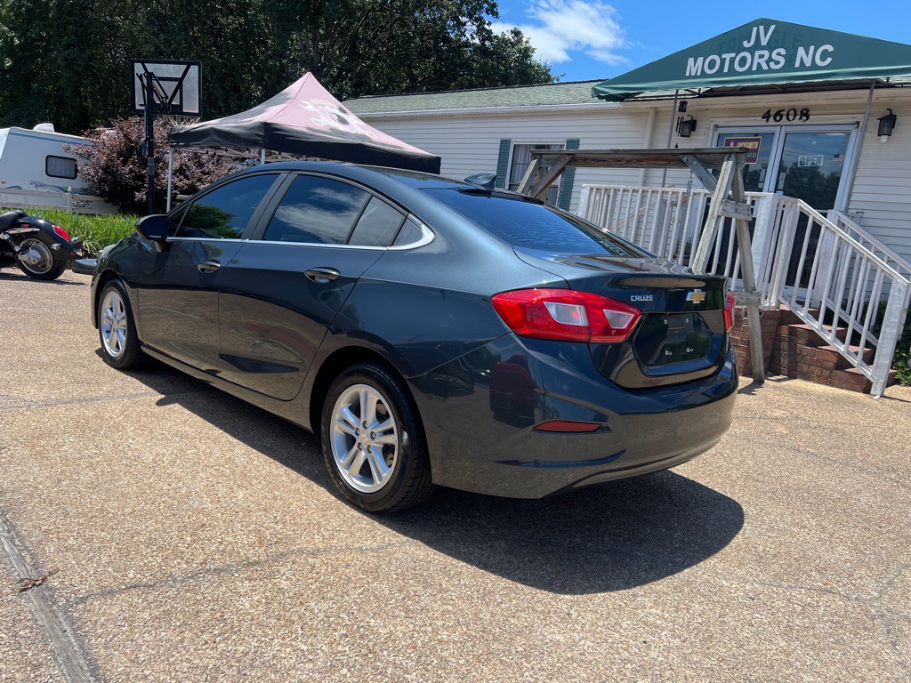2017 Chevrolet Cruze Image 7