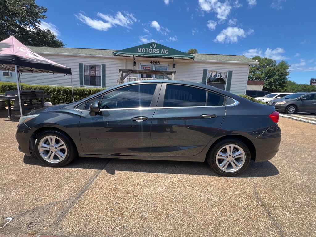 2017 Chevrolet Cruze Image 8