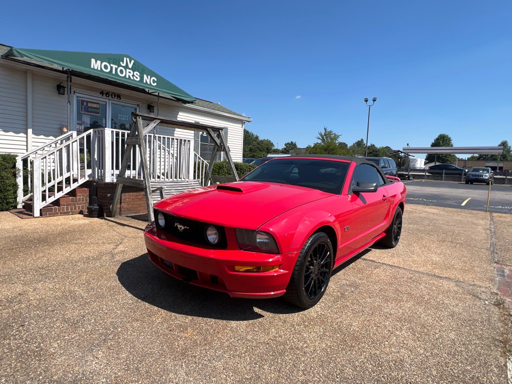 2007 Ford Mustang Image 1