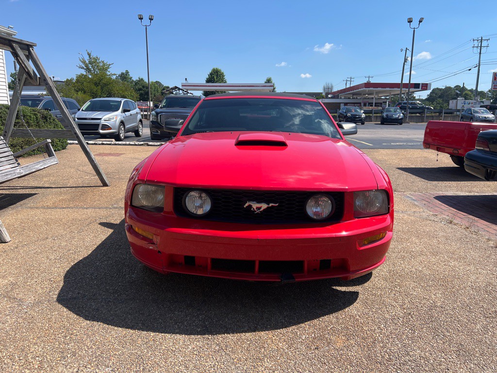 2007 Ford Mustang Image 2