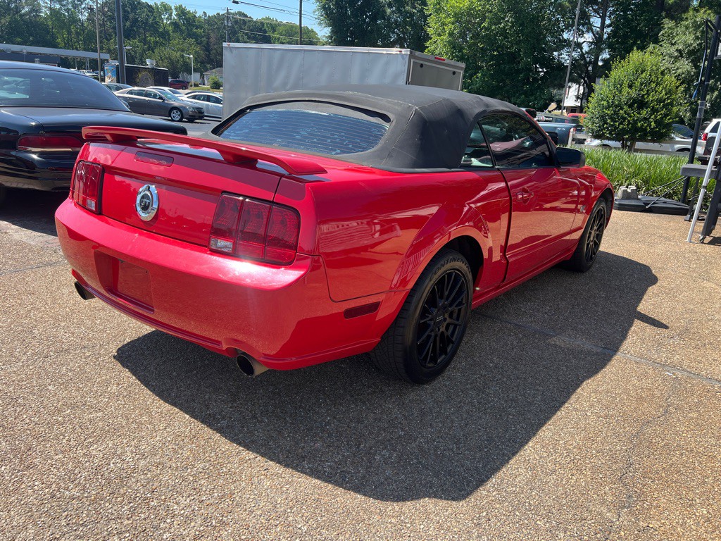 2007 Ford Mustang Image 5