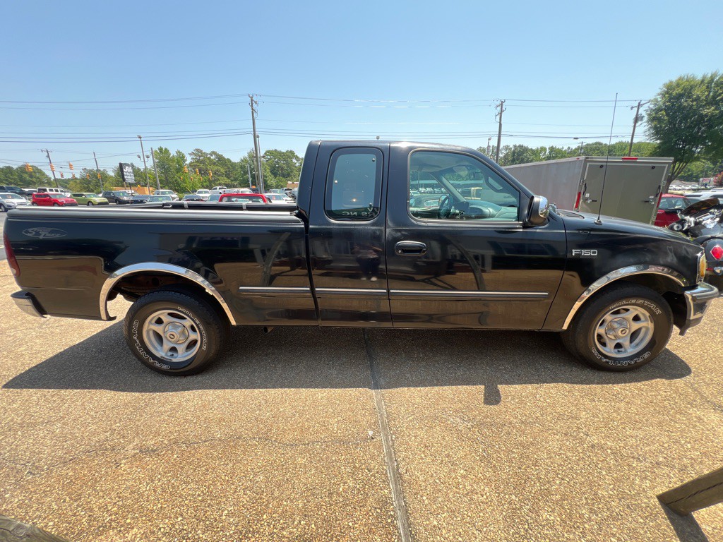 1997 Ford F-150 Image 4