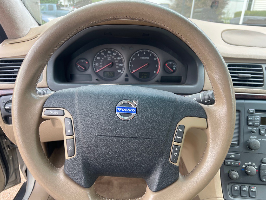 2002 Volvo S80 Image 12