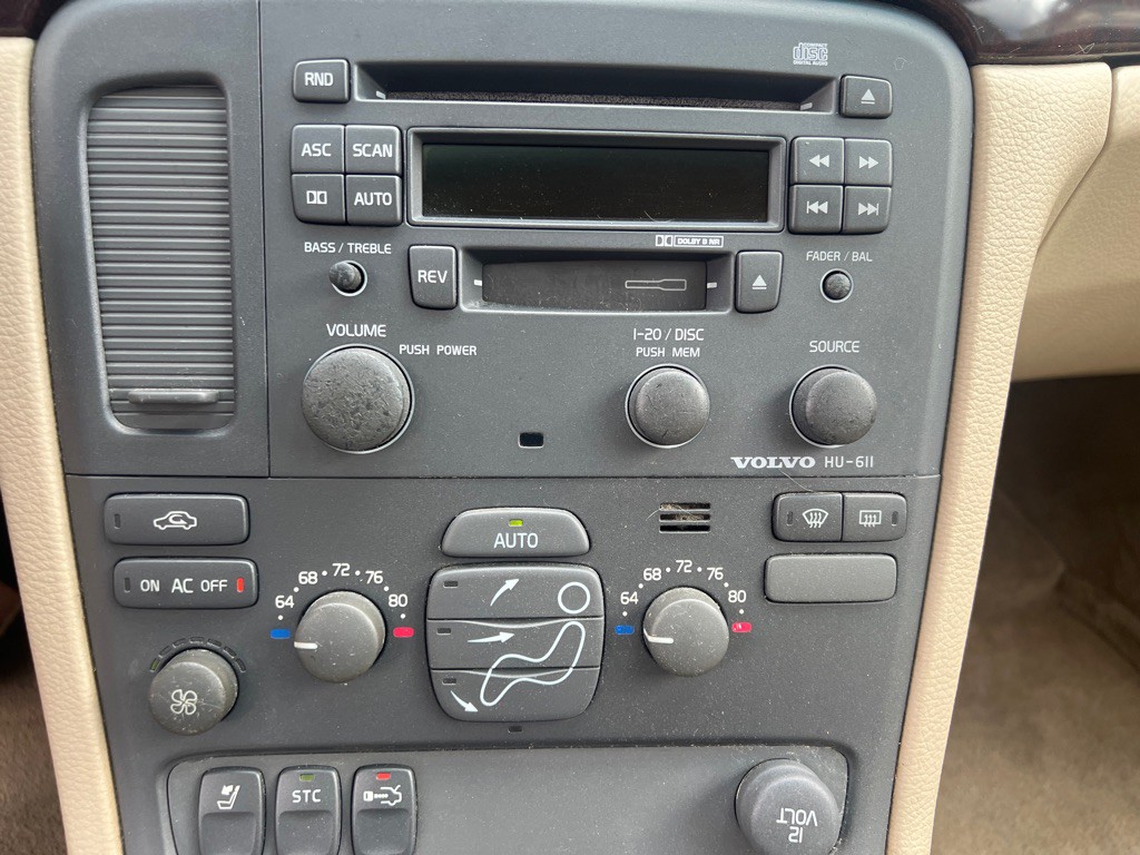 2002 Volvo S80 Image 13