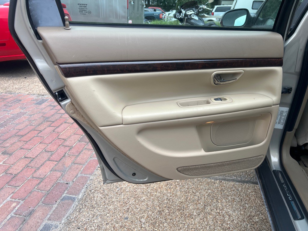 2002 Volvo S80 Image 14