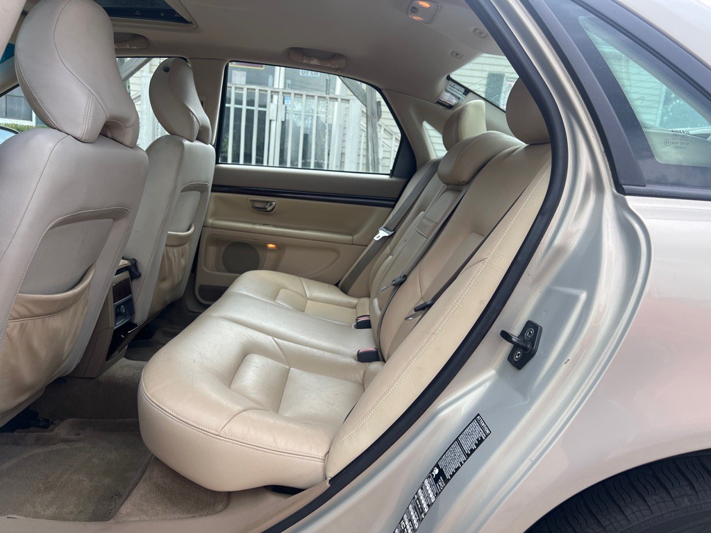 2002 Volvo S80 Image 15