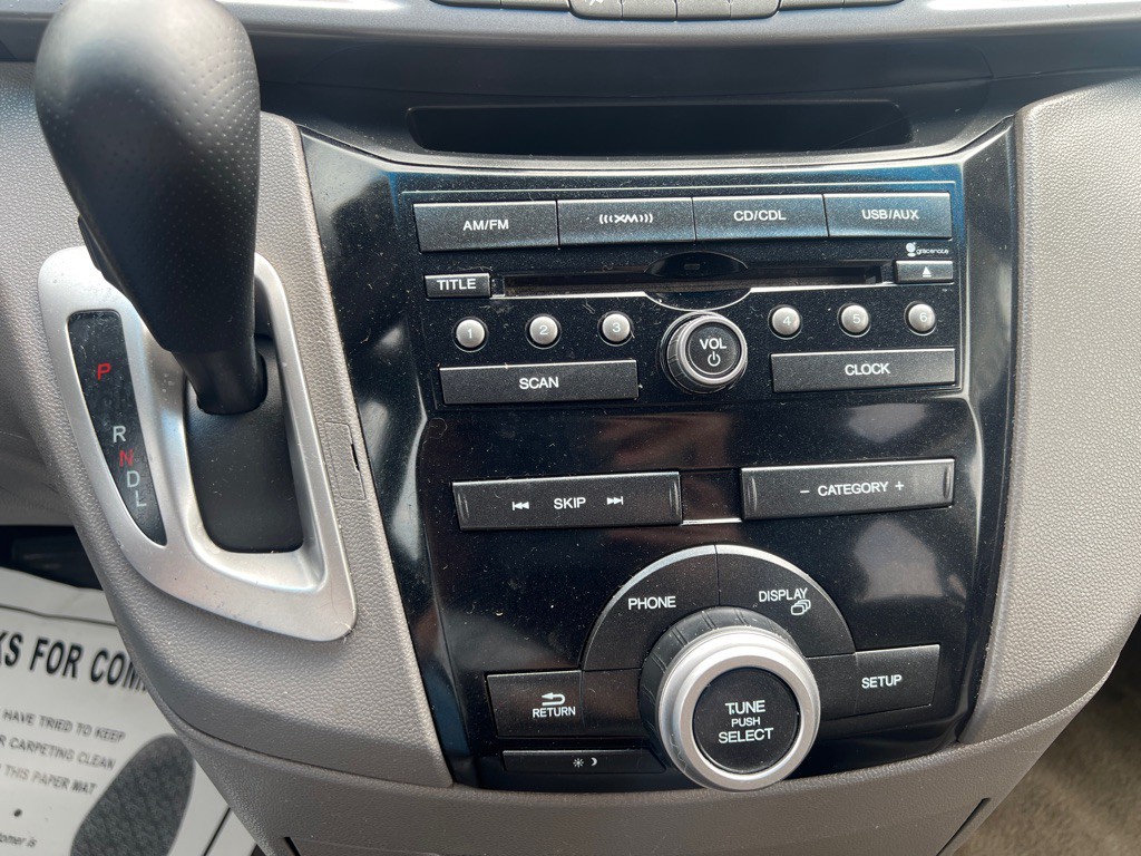 2012 Honda Odyssey Image 16