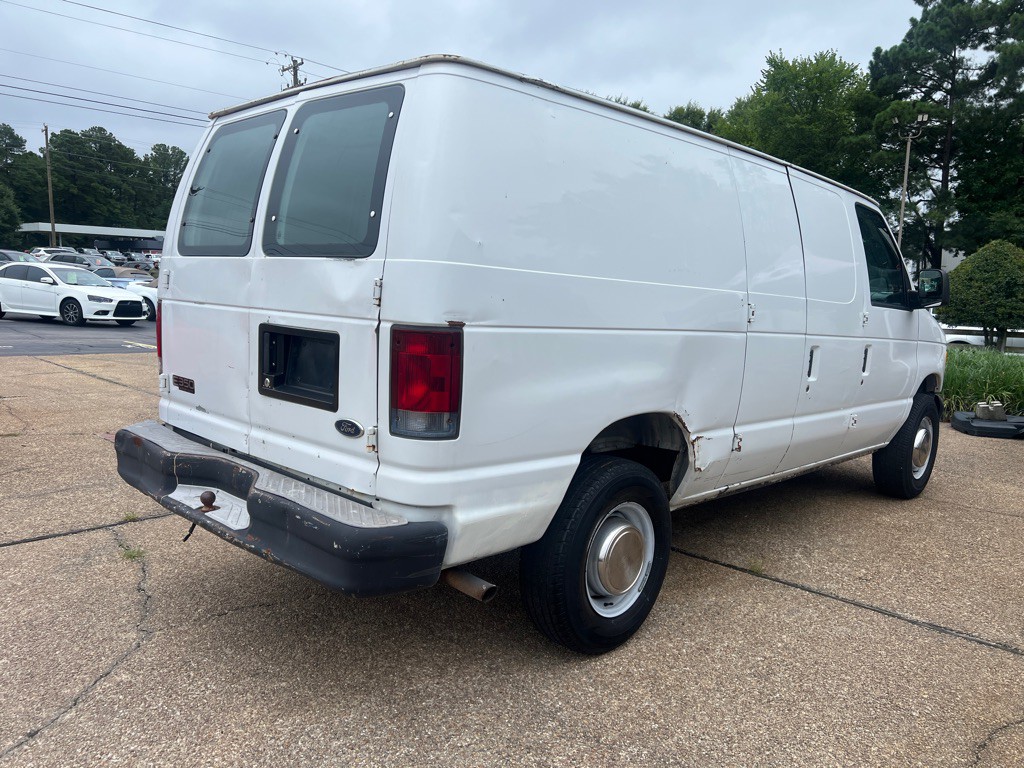 2003 Ford Econoline Image 5