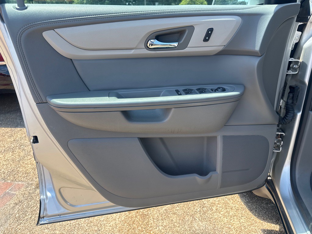 2015 Chevrolet Traverse Image 9