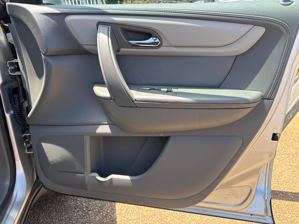 2015 Chevrolet Traverse Image 22
