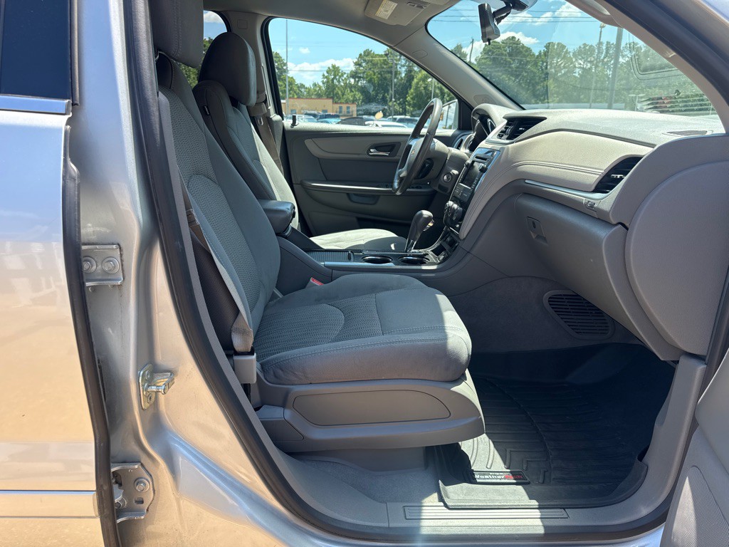 2015 Chevrolet Traverse Image 23