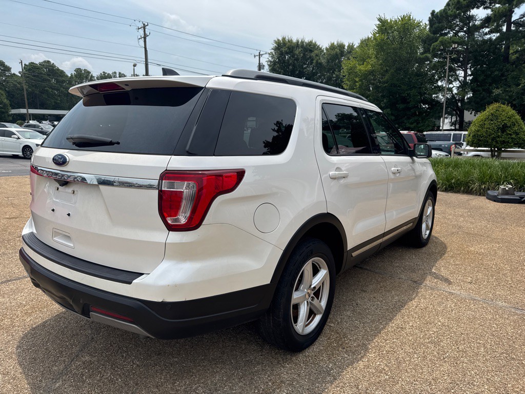 2019 Ford Explorer Image 5