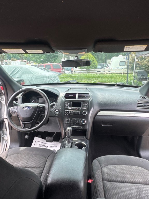 2019 Ford Explorer Image 10