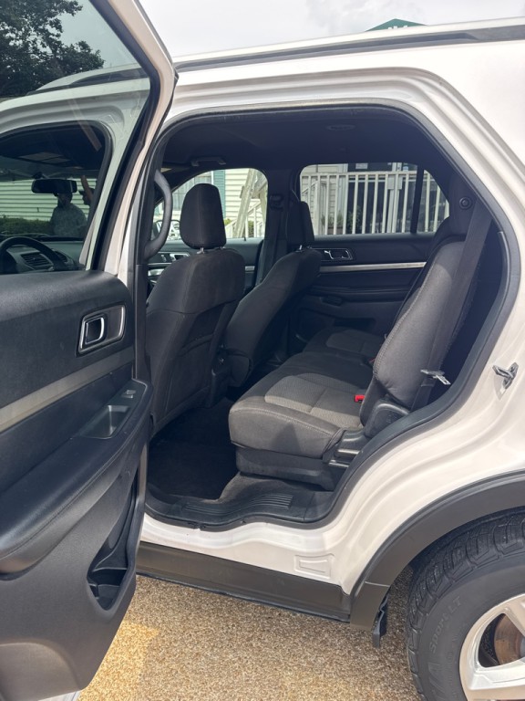 2019 Ford Explorer Image 11