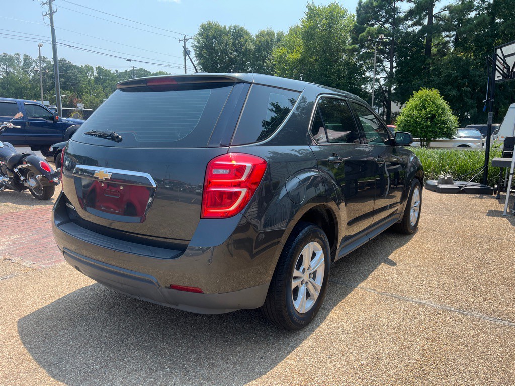 2017 Chevrolet Equinox Image 5