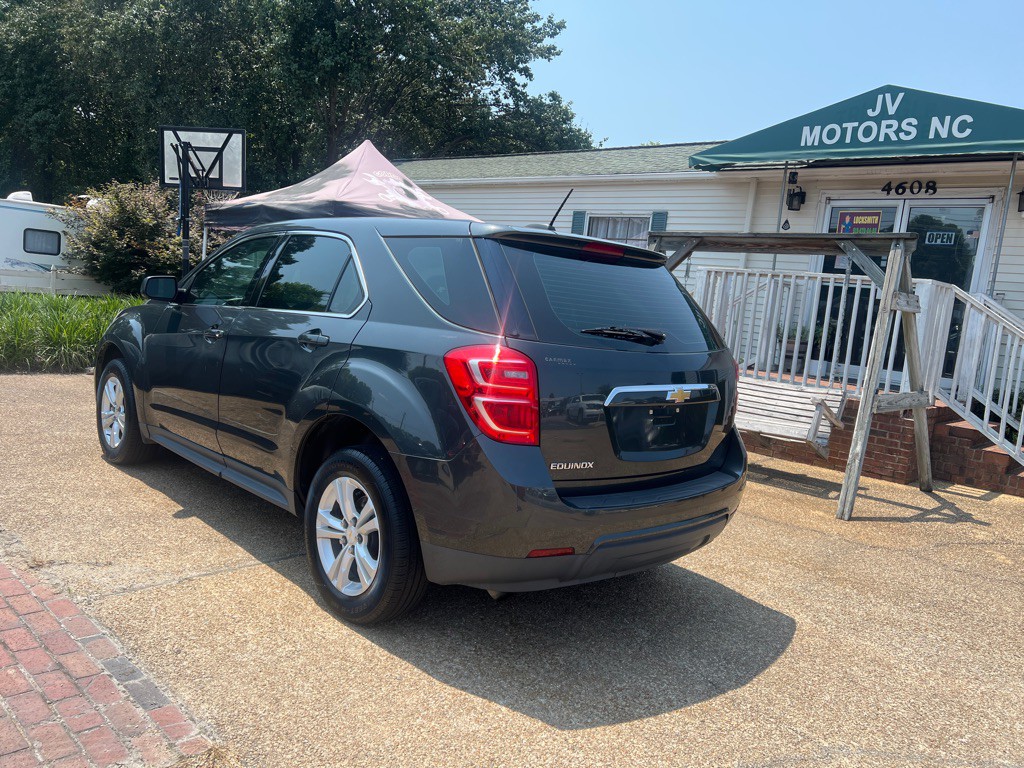 2017 Chevrolet Equinox Image 7