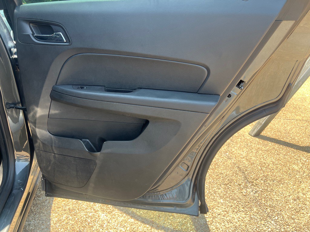 2017 Chevrolet Equinox Image 17