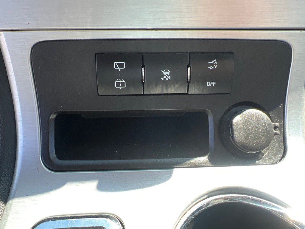 2011 GMC Acadia Image 14