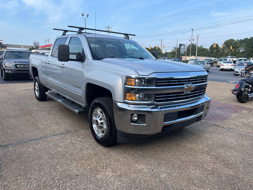 2015 Chevrolet Silverado 1500 Image 3