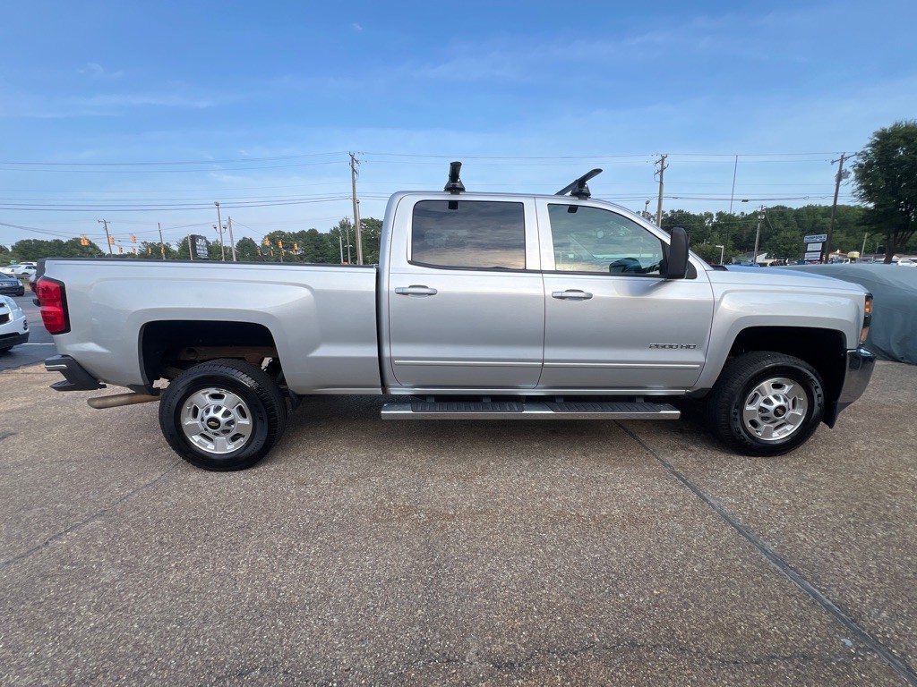 2015 Chevrolet Silverado 1500 Image 4