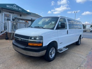 Image for 2004 Chevrolet Express  ID: 7606668