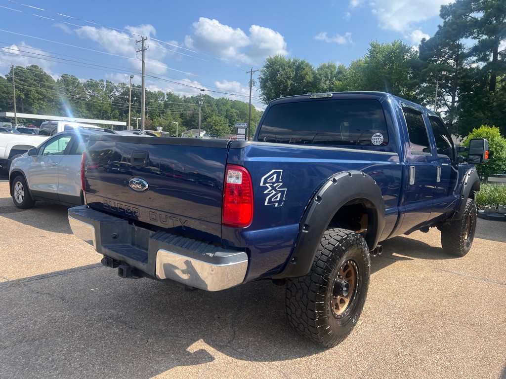 2011 Ford F-250 Image 5