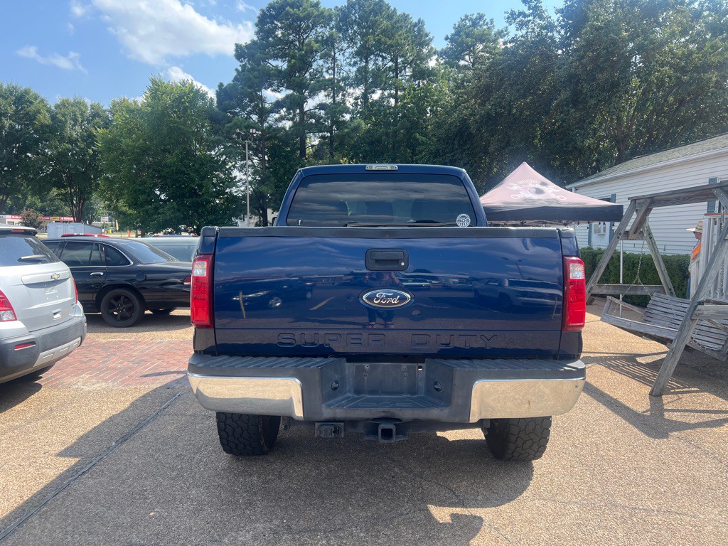 2011 Ford F-250 Image 6