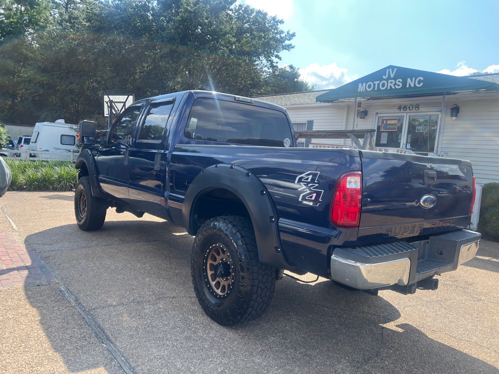2011 Ford F-250 Image 7