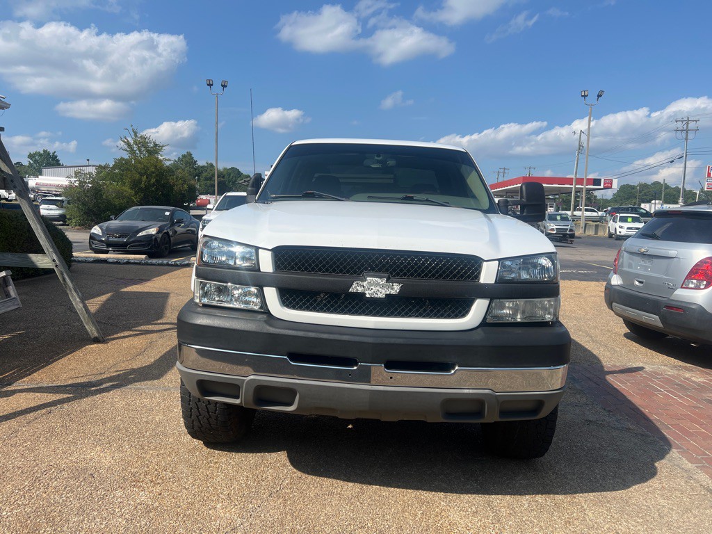 2004 Chevrolet Silverado 1500 Image 2