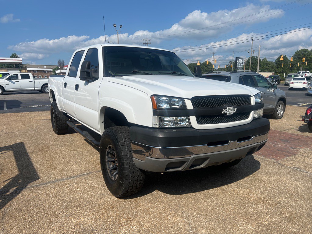 2004 Chevrolet Silverado 1500 Image 3