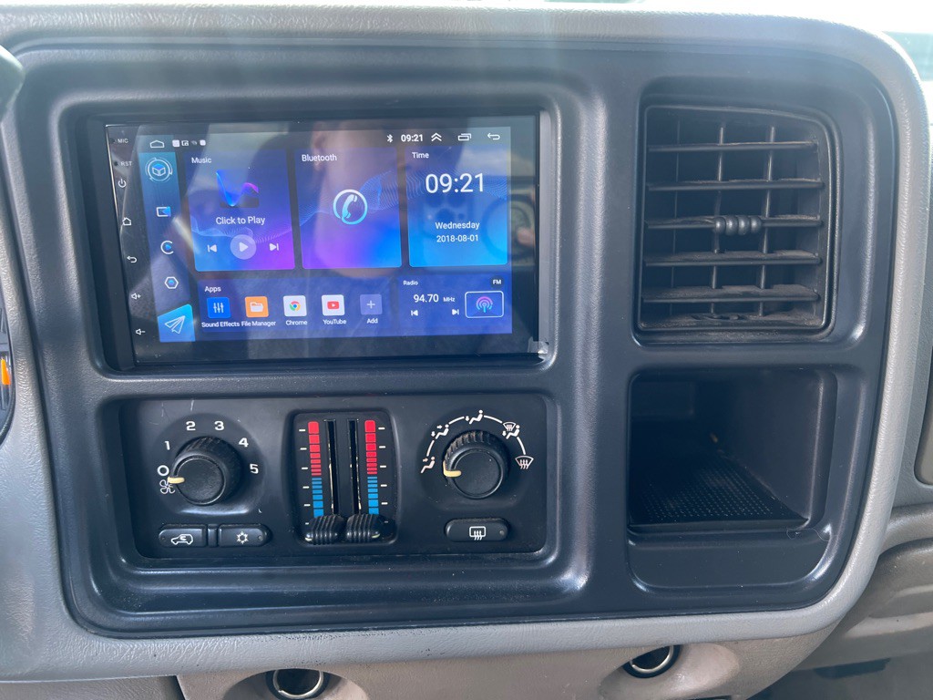 2004 Chevrolet Silverado 1500 Image 13