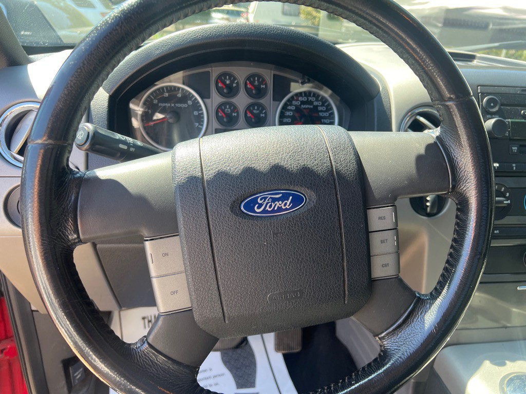 2004 Ford F-150 Image 12
