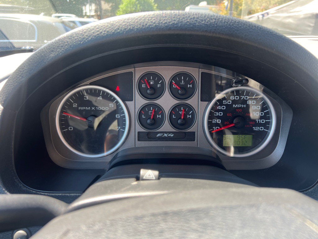 2004 Ford F-150 Image 13