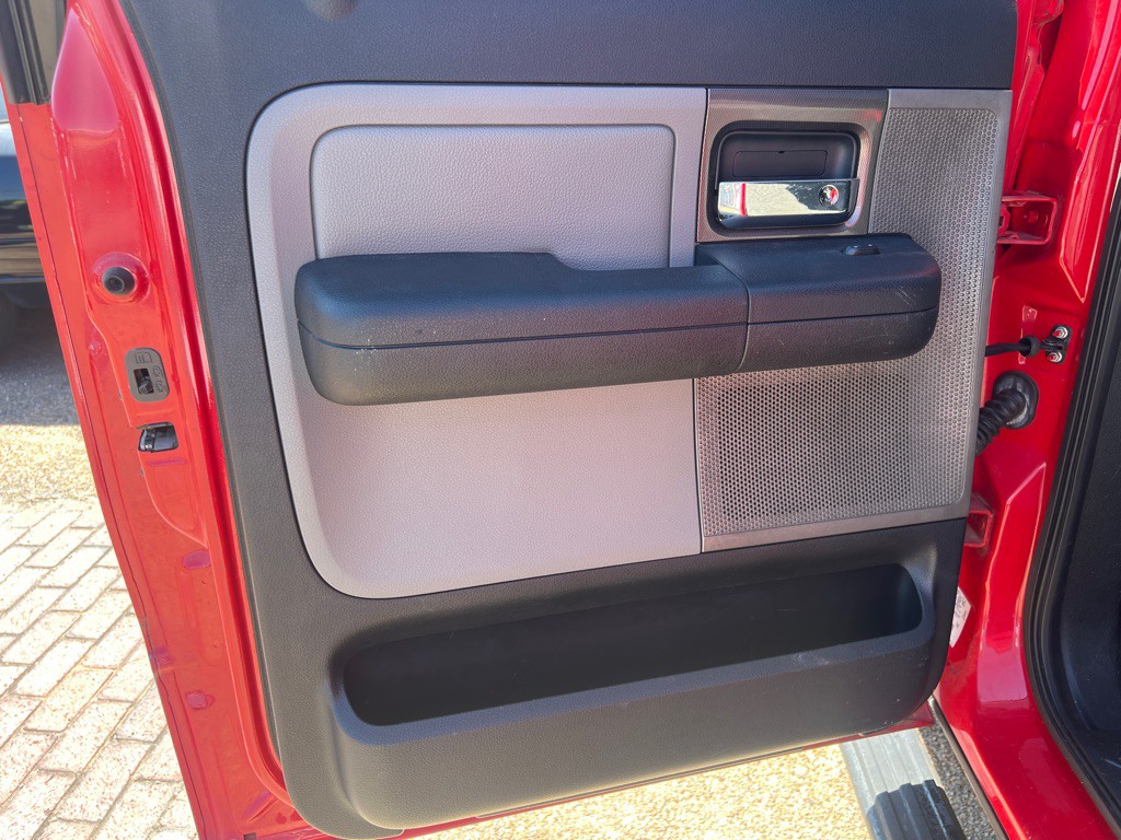 2004 Ford F-150 Image 16