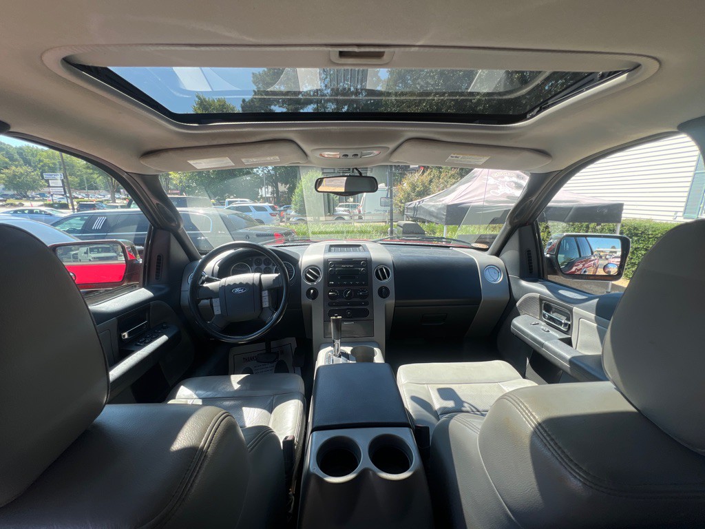 2004 Ford F-150 Image 18