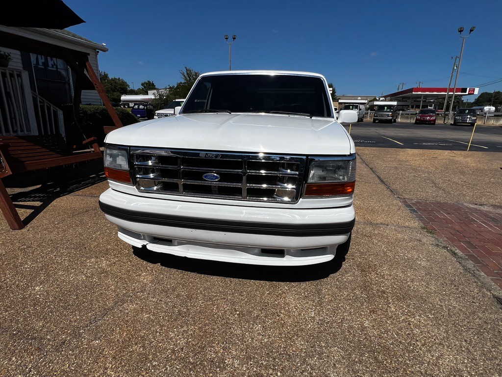 1994 Ford F-150 Image 2