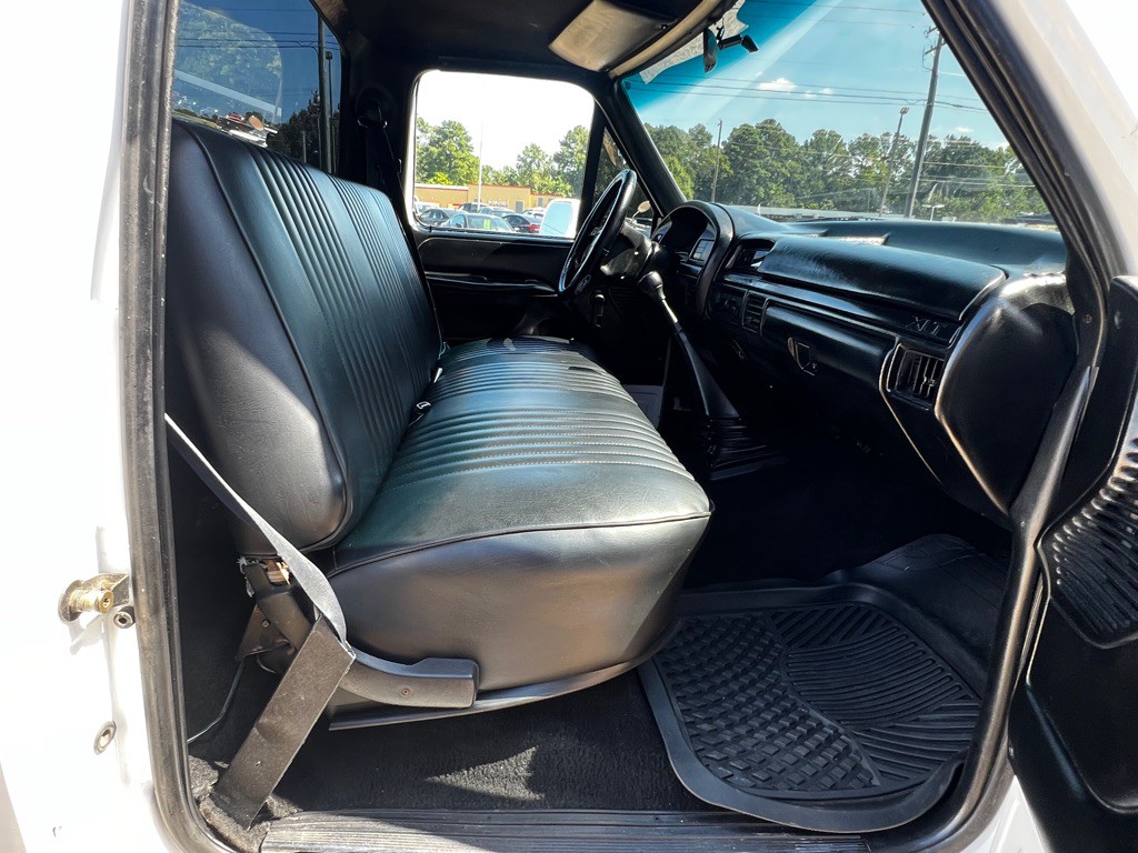 1994 Ford F-150 Image 14