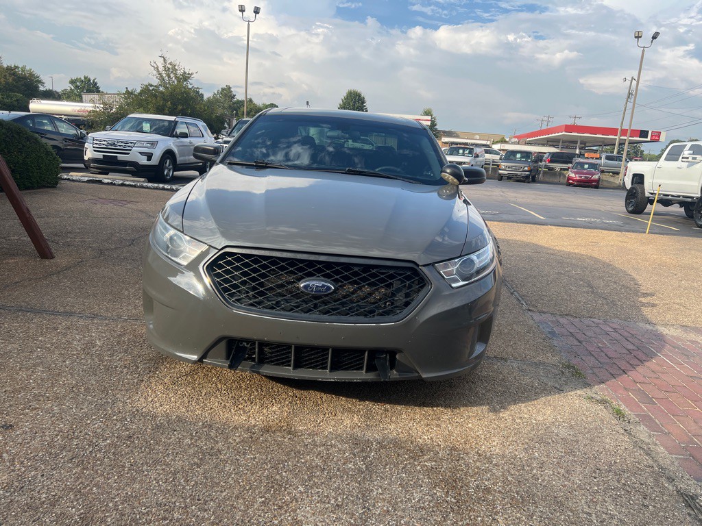 2016 Ford Taurus Image 2